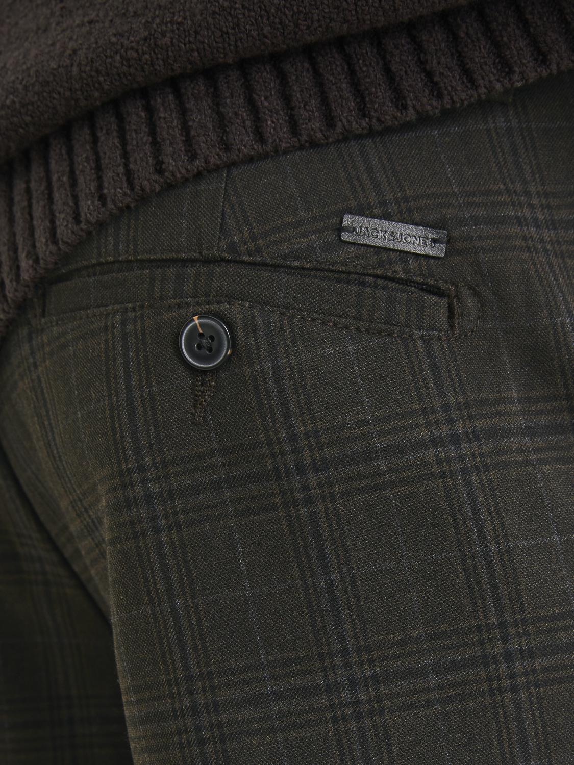 model_shot-detail